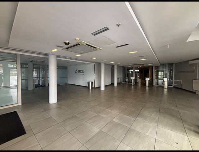 3,570M² CO-WORKING SPACE TO LET IN EDGEMEAD